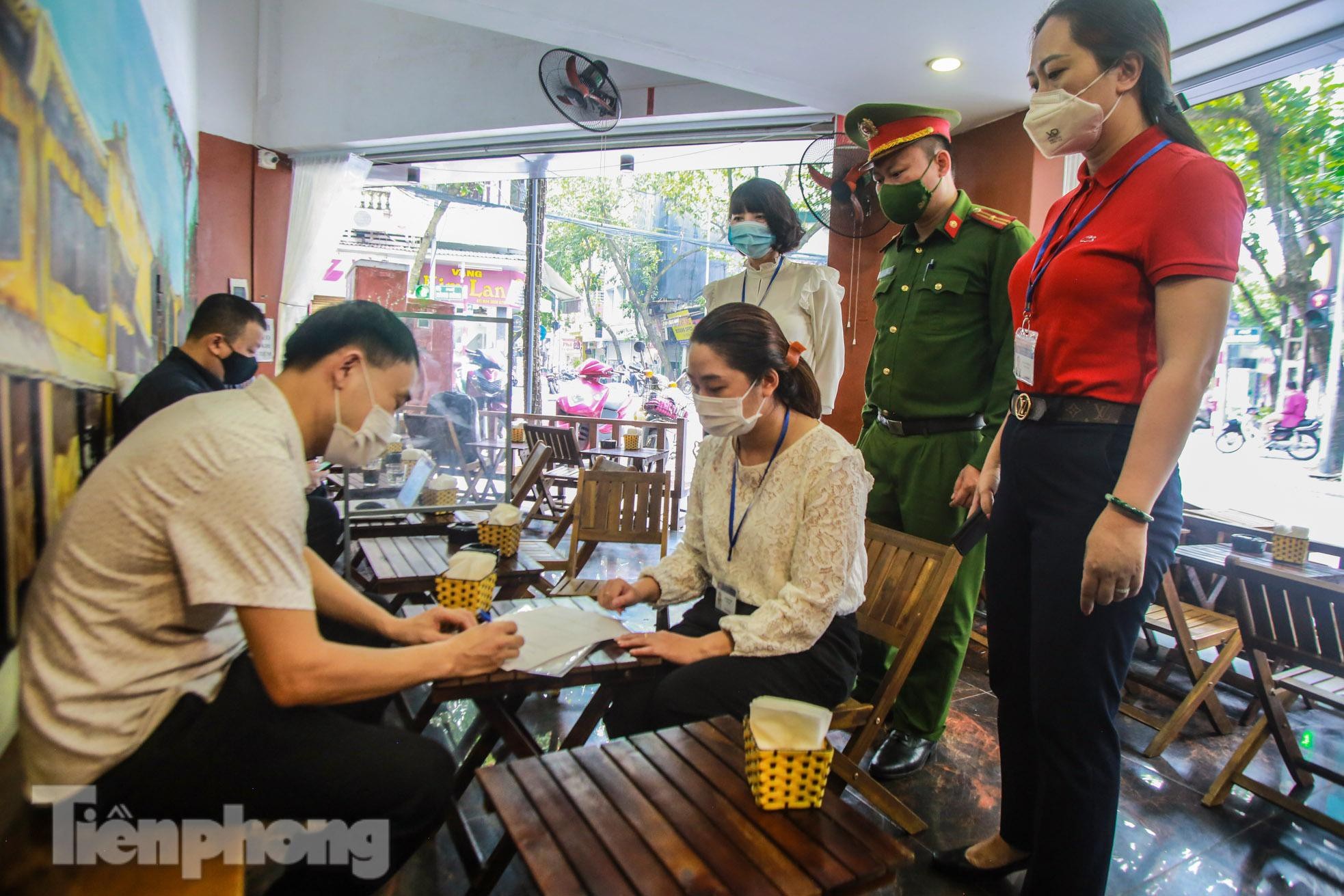 Hà Nội xử phạt cơ sở kinh doanh chưa thực hiện quy định quét mã QR - 20 Hà Nội xử phạt cơ sở kinh doanh chưa thực hiện quy định quét mã QR - 20