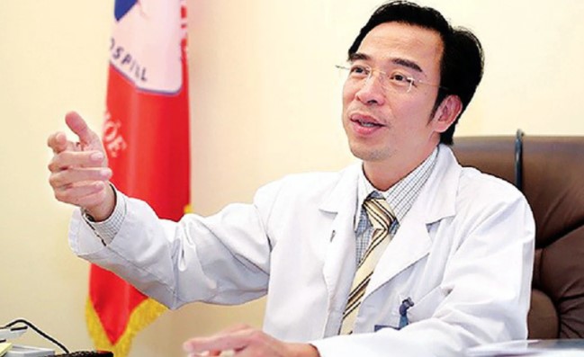 Sự nghiệp của ông Nguyễn Quang Tuấn, Giám đốc Bệnh viện Bạch Mai vừa bị khởi tố Sự nghiệp của ông Nguyễn Quang Tuấn, Giám đốc Bệnh viện Bạch Mai vừa bị khởi tố