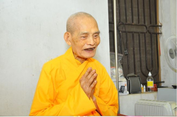 Cuộc đời Pháp chủ Giáo hội Phật giáo Việt Nam Thích Phổ Tuệ: Xuất gia từ năm 6 tuổi, gần trăm năm vẫn gắn bó dưới mái cổ tự Viên Minh Cuộc đời Pháp chủ Giáo hội Phật giáo Việt Nam Thích Phổ Tuệ: Xuất gia từ năm 6 tuổi, gần trăm năm vẫn gắn bó dưới mái cổ tự Viên Minh