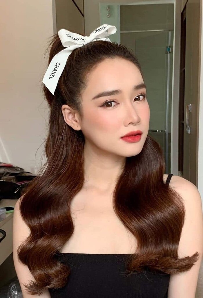 Dàn 'bóng hồng' Bắc tiến thành công nhất trên màn ảnh VTV: Khả Ngân, Nhã Phương 'lột xác' và đổi đời - 5 Dàn 'bóng hồng' Bắc tiến thành công nhất trên màn ảnh VTV: Khả Ngân, Nhã Phương 'lột xác' và đổi đời - 5