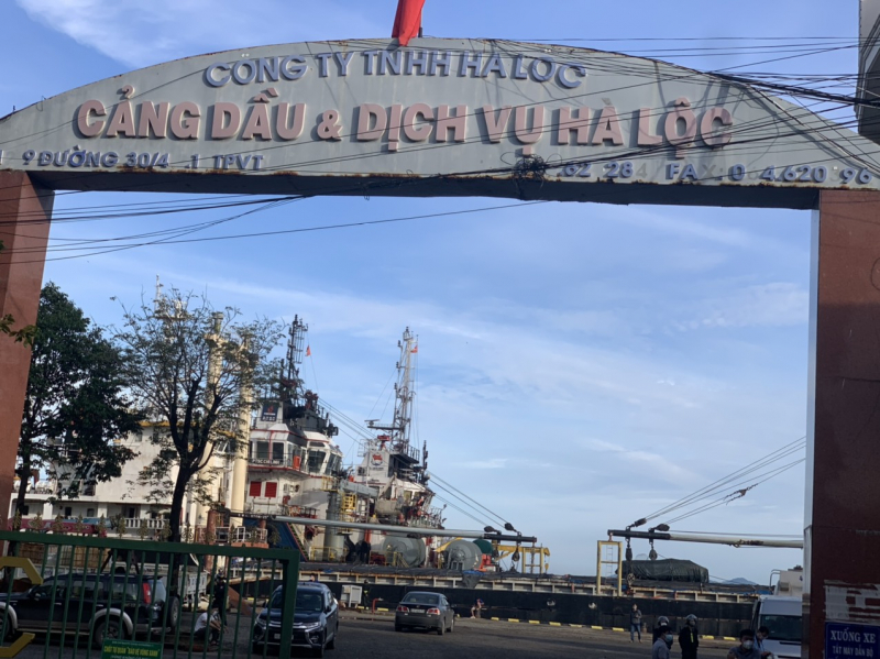 Phong tỏa, khám xét công ty xăng dầu lớn nhất Bà Rịa – Vũng Tàu Phong tỏa, khám xét công ty xăng dầu lớn nhất Bà Rịa – Vũng Tàu