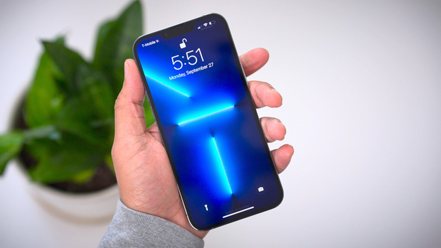 Vì điểm này, iPhone 13 Pro Max bị đánh giá thua cả điện thoại Trung Quốc ra mắt từ 2 năm trước? Vì điểm này, iPhone 13 Pro Max bị đánh giá thua cả điện thoại Trung Quốc ra mắt từ 2 năm trước?