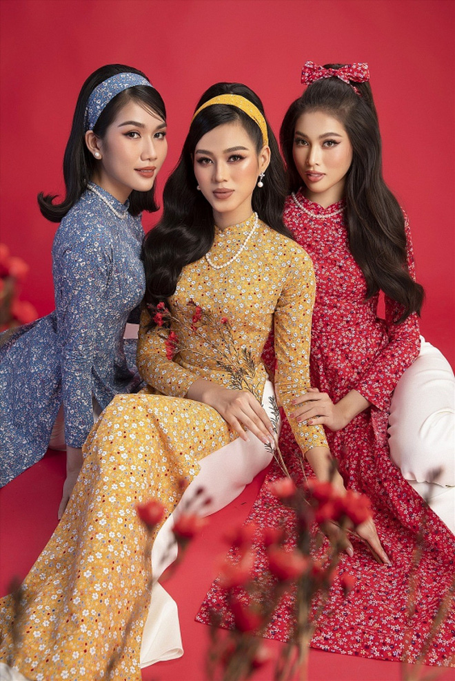 Netizen tranh cãi clip Đỗ Thị Hà xô đẩy Á hậu Phương Anh và chiếm ống kính sự kiện, ai dè 'quay xe' ngay khi biết sự thật - 5 Netizen tranh cãi clip Đỗ Thị Hà xô đẩy Á hậu Phương Anh và chiếm ống kính sự kiện, ai dè 'quay xe' ngay khi biết sự thật - 5