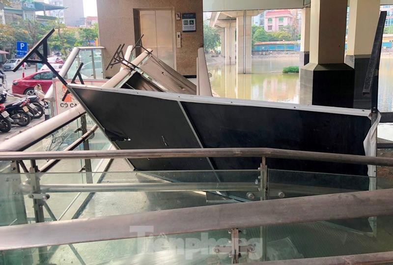Cận cảnh nhiều hạng mục tuyến đường sắt Cát Linh - Hà Đông nhếch nhác - 3 Cận cảnh nhiều hạng mục tuyến đường sắt Cát Linh - Hà Đông nhếch nhác - 3