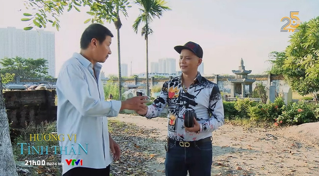 Hương vị tình thân tập 63 phần 2: Chiến 'chó' tặng 'quà đặc biệt' cho ông Sinh trước khi đi xa, Long rơi nước mắt khi Nam thông báo có bầu - 2 Hương vị tình thân tập 63 phần 2: Chiến 'chó' tặng 'quà đặc biệt' cho ông Sinh trước khi đi xa, Long rơi nước mắt khi Nam thông báo có bầu - 2