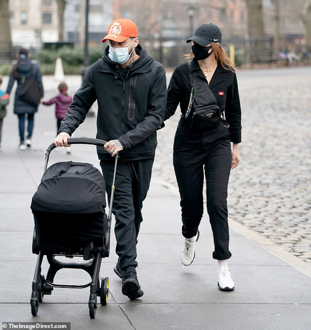 Netizen lo sốt vó nghi Gigi Hadid và Zayn 'toang' sau 1 năm có con vì động thái phũ từ gia đình nhà gái, thực hư ra sao? - 7 Netizen lo sốt vó nghi Gigi Hadid và Zayn 'toang' sau 1 năm có con vì động thái phũ từ gia đình nhà gái, thực hư ra sao? - 7