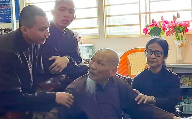 Tịnh thất Bồng Lai: Từ địa điểm nổi danh bởi 5 'chú tiểu' đến những lùm xùm chấn động dư luận, bị chính con trai của chủ tịnh thất 'bóc phốt' - 2 Tịnh thất Bồng Lai: Từ địa điểm nổi danh bởi 5 'chú tiểu' đến những lùm xùm chấn động dư luận, bị chính con trai của chủ tịnh thất 'bóc phốt' - 2
