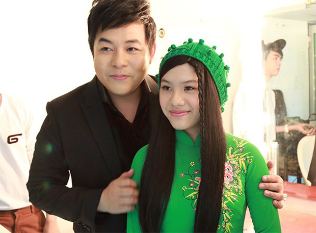 Quang Lê và mối lương duyên với 4 người con nuôi, sốc nhất chuyện 'tiểu ni cô' The Voice Kids bị ép đội tóc giả - 6 Quang Lê và mối lương duyên với 4 người con nuôi, sốc nhất chuyện 'tiểu ni cô' The Voice Kids bị ép đội tóc giả - 6