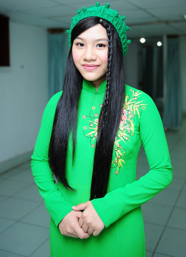 Á quân The Voice Kids 2014 từng gây sốt một thời với nhạc Trịnh, con nuôi của ca sĩ Quang Lê hiện sống sao? - 10 Á quân The Voice Kids 2014 từng gây sốt một thời với nhạc Trịnh, con nuôi của ca sĩ Quang Lê hiện sống sao? - 10