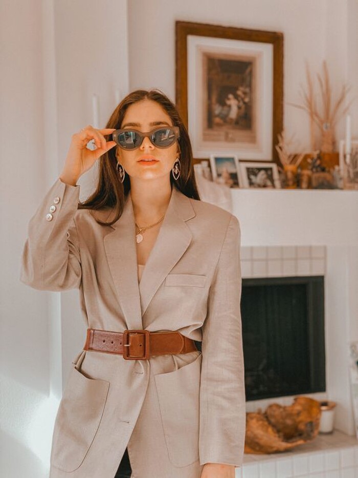 Cách mix đồ với thắt lưng chuẩn trend Thu Đông 2021, đẹp không thể rời mắt! - 13 Cách mix đồ với thắt lưng chuẩn trend Thu Đông 2021, đẹp không thể rời mắt! - 13