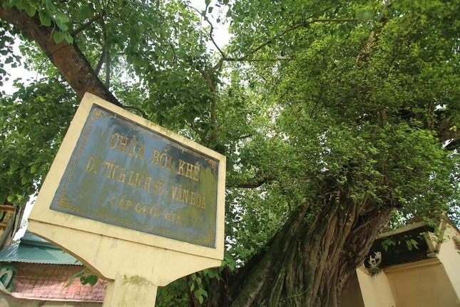 Mê mẩn những bức chạm khắc tuyệt đẹp tại ngôi chùa cổ Bắc Bộ - 1 Mê mẩn những bức chạm khắc tuyệt đẹp tại ngôi chùa cổ Bắc Bộ - 1