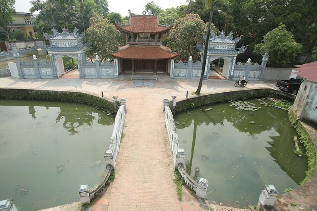 Mê mẩn những bức chạm khắc tuyệt đẹp tại ngôi chùa cổ Bắc Bộ - 2 Mê mẩn những bức chạm khắc tuyệt đẹp tại ngôi chùa cổ Bắc Bộ - 2
