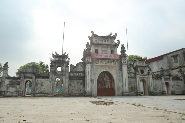 Mê mẩn những bức chạm khắc tuyệt đẹp tại ngôi chùa cổ Bắc Bộ Mê mẩn những bức chạm khắc tuyệt đẹp tại ngôi chùa cổ Bắc Bộ