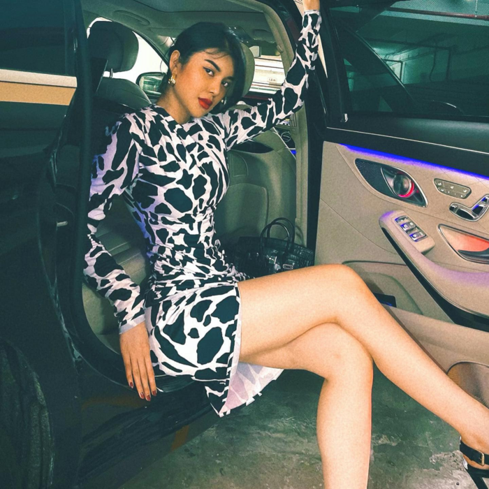 Lily Chen tiết lộ mất hết sự nghiệp và địa vị sau khi chia tay bạn trai đại gia Lily Chen tiết lộ mất hết sự nghiệp và địa vị sau khi chia tay bạn trai đại gia