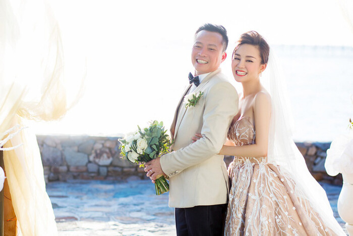 Những ông chồng nghìn tỷ của sao Việt: 'Trùm cuối' sở hữu tài sản ròng khoảng 1,5 tỷ USD - 1 Những ông chồng nghìn tỷ của sao Việt: 'Trùm cuối' sở hữu tài sản ròng khoảng 1,5 tỷ USD - 1