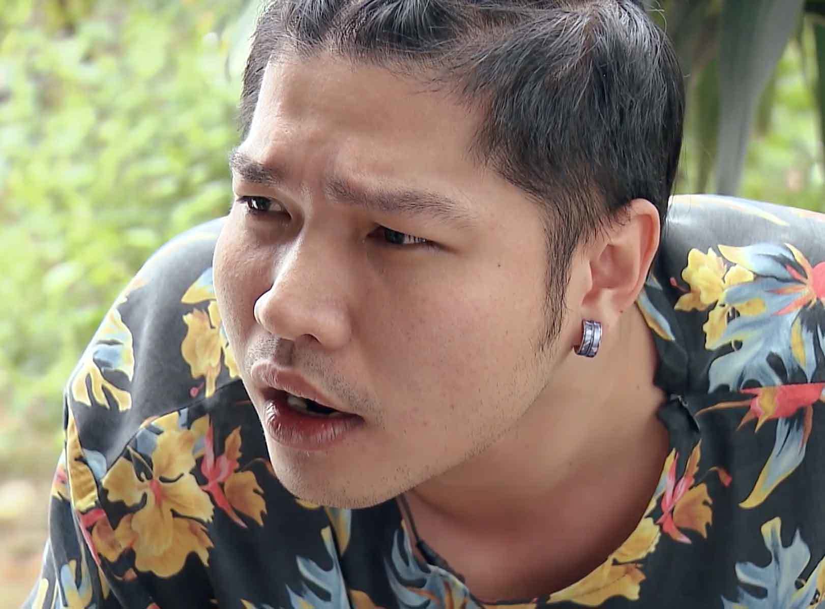 Phố trong làng tập 11: Vừa thoát tạm giam, Mến 'Chí Phèo' có hành động bất ngờ khi bị rủ rê uống rượu - 7 Phố trong làng tập 11: Vừa thoát tạm giam, Mến 'Chí Phèo' có hành động bất ngờ khi bị rủ rê uống rượu - 7