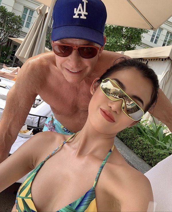 Hotgirl từng đính hôn với tỷ phú U80 chia sẻ: 'Đàn ông không tiền mới chọn phụ nữ cùng mình chịu khổ' - 1 Hotgirl từng đính hôn với tỷ phú U80 chia sẻ: 'Đàn ông không tiền mới chọn phụ nữ cùng mình chịu khổ' - 1