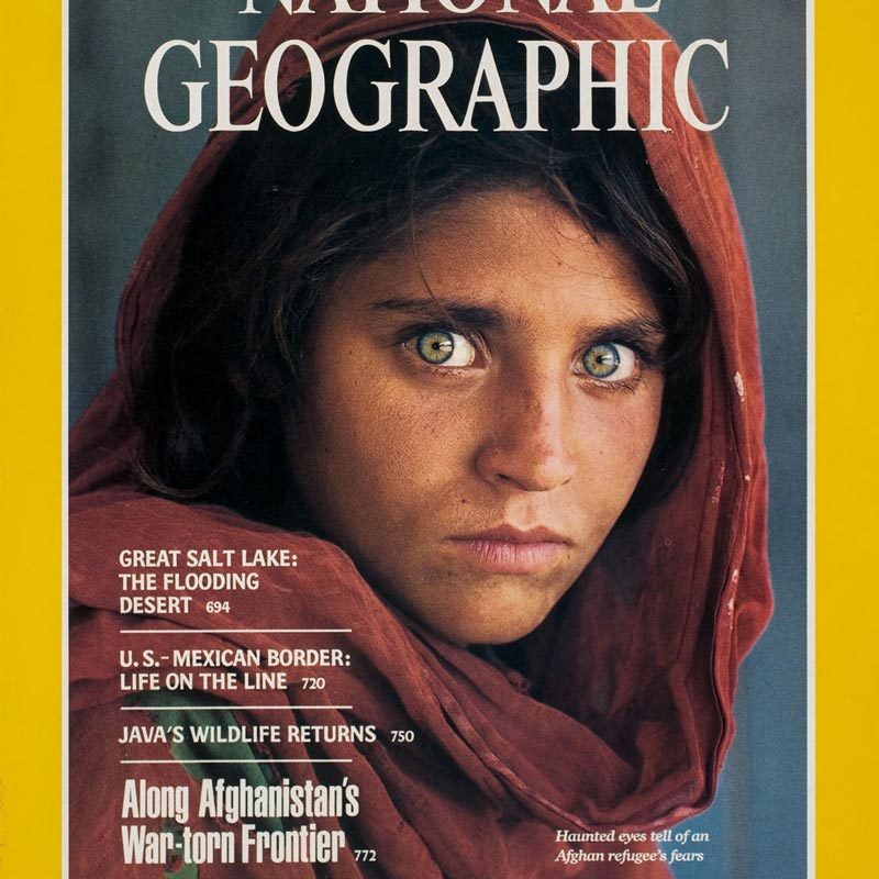 Cô gái Afghanistan nổi tiếng trên bìa tạp chí Mỹ được quyền tị nạn ở Italia Cô gái Afghanistan nổi tiếng trên bìa tạp chí Mỹ được quyền tị nạn ở Italia