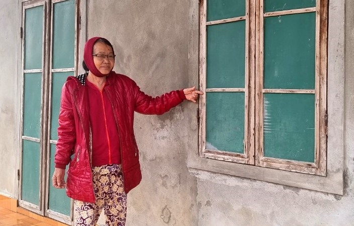 Bất ngờ thông tin ca sĩ Thủy Tiên mượn tiền của người dân để làm từ thiện - 1 Bất ngờ thông tin ca sĩ Thủy Tiên mượn tiền của người dân để làm từ thiện - 1