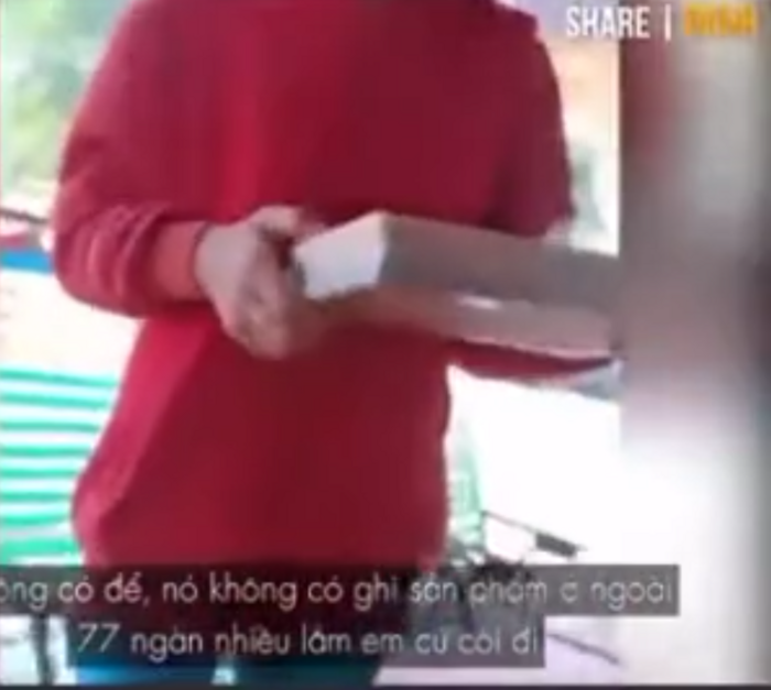 Cô gái đặt đồ theo kiểu 'mẹ thiên hạ', 23 đơn hàng đến nhà chất đống nhưng chỉ lấy chiếc áo 77 nghìn Cô gái đặt đồ theo kiểu 'mẹ thiên hạ', 23 đơn hàng đến nhà chất đống nhưng chỉ lấy chiếc áo 77 nghìn