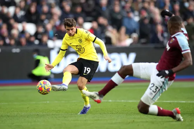 Thua ngược West Ham, Chelsea nguy cơ mất ngôi đầu - 1 Thua ngược West Ham, Chelsea nguy cơ mất ngôi đầu - 1