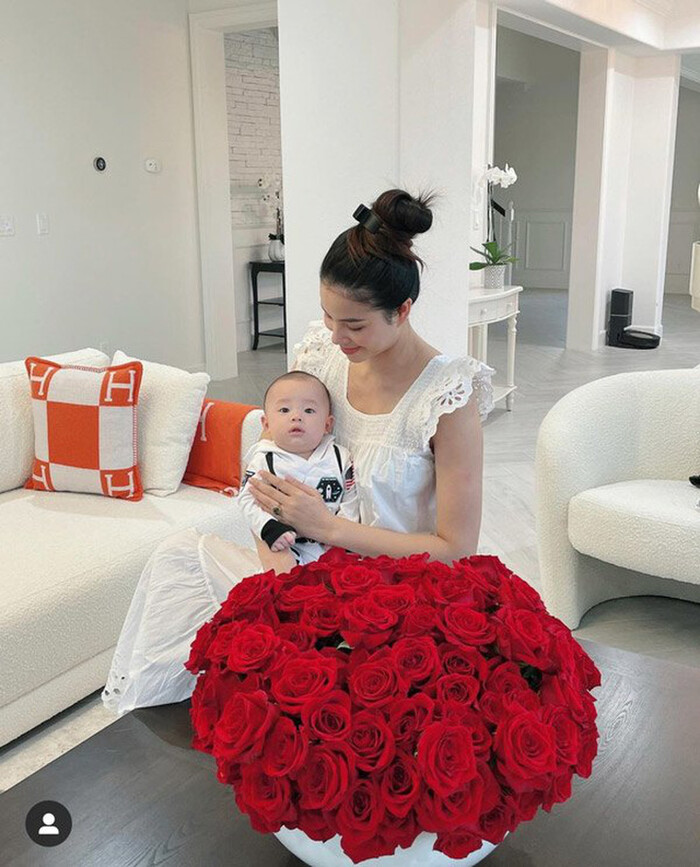 Phạm Hương bất ngờ nhắc về thời hoàng kim, tiết lộ mong muốn sau 3 năm xuất ngoại - 6 Phạm Hương bất ngờ nhắc về thời hoàng kim, tiết lộ mong muốn sau 3 năm xuất ngoại - 6