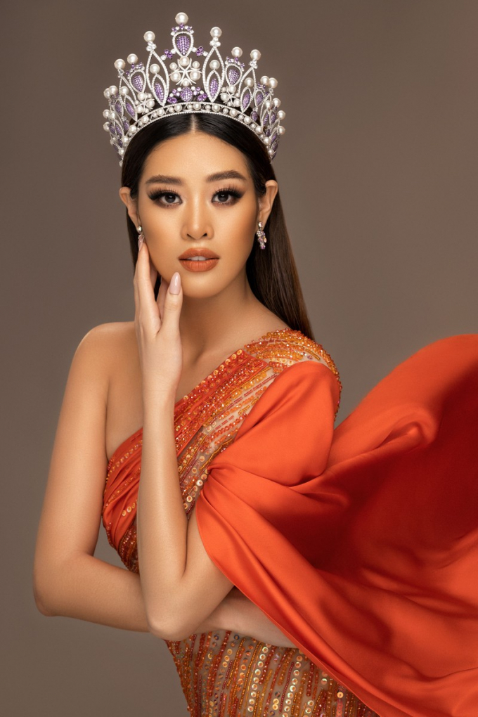 Hoa hậu Khánh Vân chính thức lên tiếng làm rõ vụ bạo lực học đường, tiết lộ cú twist không ngờ về người bạn học cũ - 2 Hoa hậu Khánh Vân chính thức lên tiếng làm rõ vụ bạo lực học đường, tiết lộ cú twist không ngờ về người bạn học cũ - 2