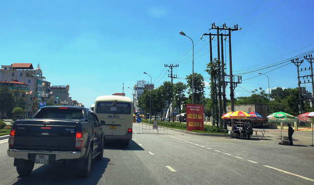 Hơn 1.600 F0, Bắc Giang buộc người ngoại tỉnh phải có giấy xét nghiệm Hơn 1.600 F0, Bắc Giang buộc người ngoại tỉnh phải có giấy xét nghiệm