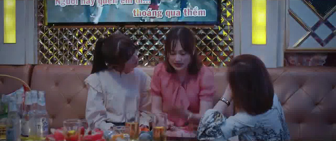 Thương ngày nắng về tập 22: Chê bôi thông gia toàn mùi mắm tôm, bà Hiền nhận ngay cái kết 'đắng' - 2 Thương ngày nắng về tập 22: Chê bôi thông gia toàn mùi mắm tôm, bà Hiền nhận ngay cái kết 'đắng' - 2