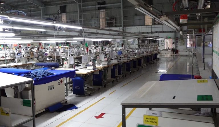 Lãi suất tiết kiệm tăng mạnh, ngân hàng tuyên bố 'hết cửa' giảm lãi vay - 1 Lãi suất tiết kiệm tăng mạnh, ngân hàng tuyên bố 'hết cửa' giảm lãi vay - 1