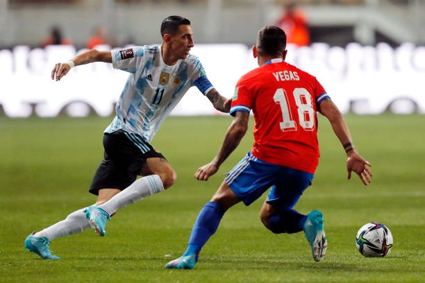 Không cần tới Messi, Argentina vẫn rời hiểm địa với 3 điểm trọn vẹn Không cần tới Messi, Argentina vẫn rời hiểm địa với 3 điểm trọn vẹn