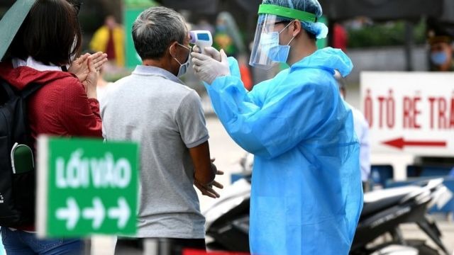 Ngày 4/3, Hà Nội thêm 21.396 ca mắc Covid-19, hơn 1.000 F0 nặng và nguy kịch