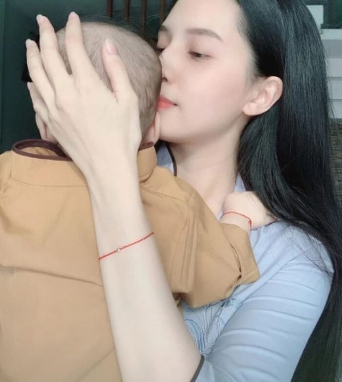 Cuộc sống của Thiên An và con gái đầu lòng ra sao sau ồn ào tình ái với Jack? - 4 Cuộc sống của Thiên An và con gái đầu lòng ra sao sau ồn ào tình ái với Jack? - 4