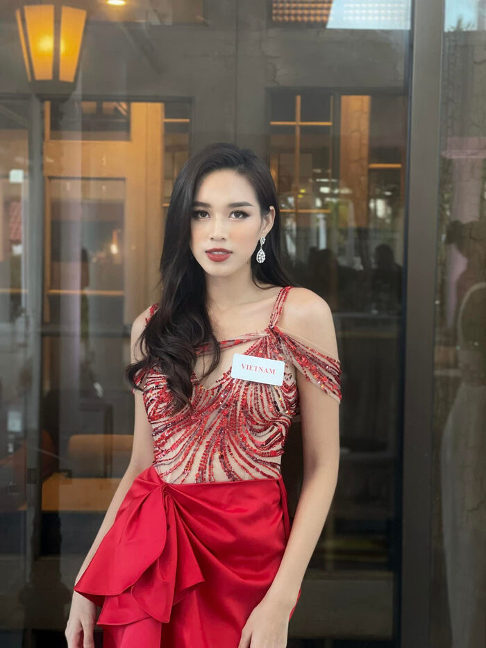 Đỗ Thị Hà chia sẻ cảm xúc đầu tiên sau thành tích tại Miss World 2021: Chỉ vỏn vẹn bằng hai từ này - 3 Đỗ Thị Hà chia sẻ cảm xúc đầu tiên sau thành tích tại Miss World 2021: Chỉ vỏn vẹn bằng hai từ này - 3