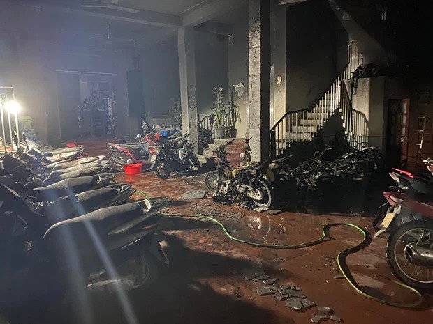 Bạn trai nghi phạm vụ phóng hỏa nhà trọ ở Hà Nội: 'Phải lánh mặt vì bạn gái thường xuyên ghen tuông, đập phá đồ đạc, đốt máy tính, nói dối mang thai để níu kéo tình cảm' - 2 Bạn trai nghi phạm vụ phóng hỏa nhà trọ ở Hà Nội: 'Phải lánh mặt vì bạn gái thường xuyên ghen tuông, đập phá đồ đạc, đốt máy tính, nói dối mang thai để níu kéo tình cảm' - 2
