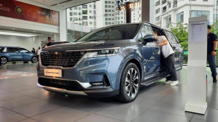 Xe MPV tháng 3: Tân binh Toyota Veloz bất ngờ đánh bại 'ông trùm' Toyota Innova - 1 Xe MPV tháng 3: Tân binh Toyota Veloz bất ngờ đánh bại 'ông trùm' Toyota Innova - 1