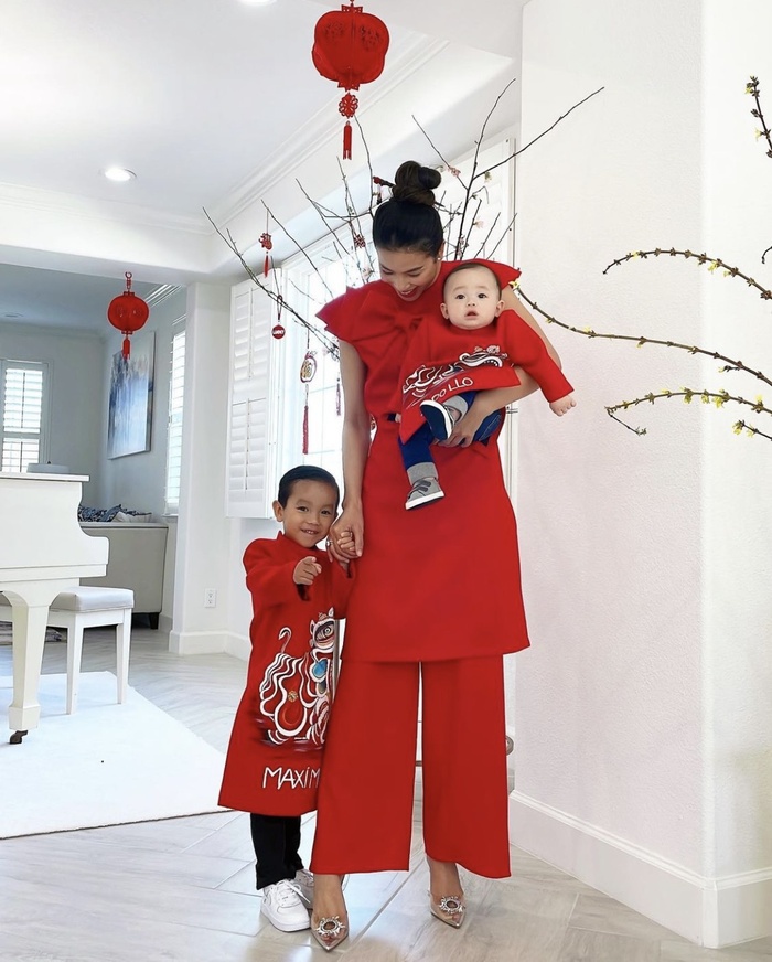 Rục rịch về Việt Nam, Phạm Hương khoe khéo tủ đồ hiệu 'sương sương' vài tỷ đồng - 1 Rục rịch về Việt Nam, Phạm Hương khoe khéo tủ đồ hiệu 'sương sương' vài tỷ đồng - 1