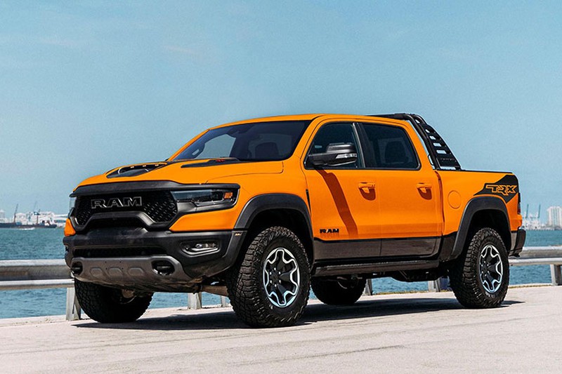 Siêu bán tải RAM 1500 TRX về Việt Nam với màu sơn nổi bật - 1 Siêu bán tải RAM 1500 TRX về Việt Nam với màu sơn nổi bật - 1