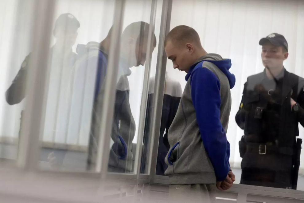 Lính Nga bị Ukraine xử tù chung thân, Kremlin phản ứng gắt với phương Tây Lính Nga bị Ukraine xử tù chung thân, Kremlin phản ứng gắt với phương Tây