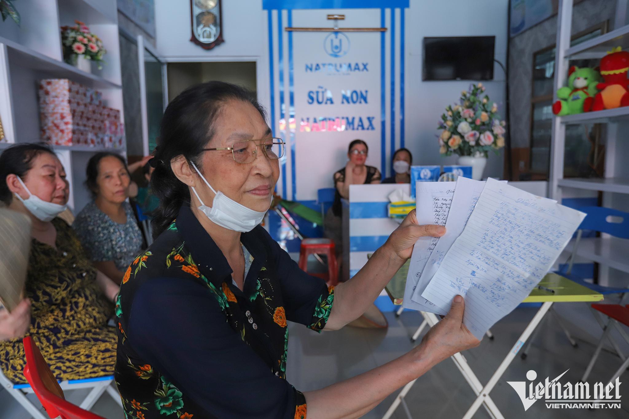 Cặp vợ chồng ôm nhiều tỷ rời đi, người dân thị trấn ở Thái Bình hoảng hốt cầu cứu - 2 Cặp vợ chồng ôm nhiều tỷ rời đi, người dân thị trấn ở Thái Bình hoảng hốt cầu cứu - 2