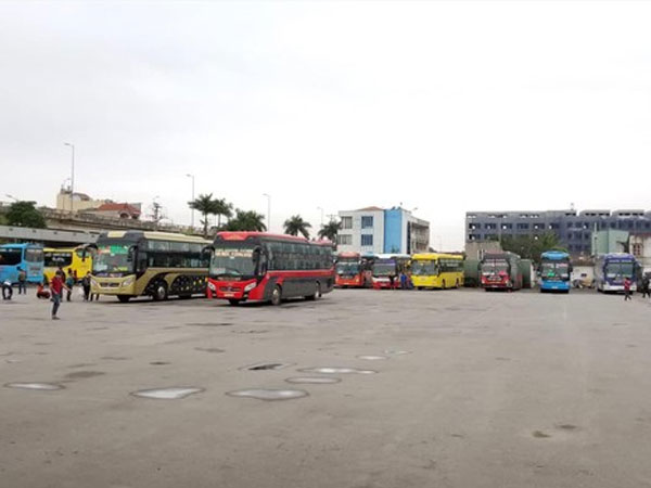 Hạ nhiệt giá xăng dầu: Nên giảm thuế tiêu thụ đặc biệt Hạ nhiệt giá xăng dầu: Nên giảm thuế tiêu thụ đặc biệt