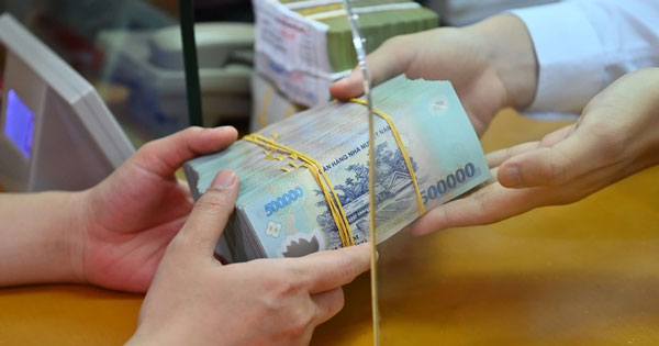 Bất ngờ số tiền dân Việt để trong tài khoản ngân hàng: Vượt 1 triệu tỷ đồng Bất ngờ số tiền dân Việt để trong tài khoản ngân hàng: Vượt 1 triệu tỷ đồng