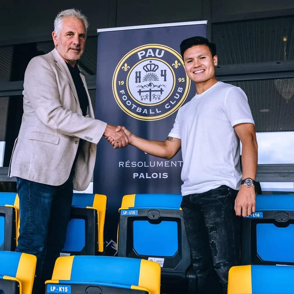Chủ tịch Pau FC: 'Chúng tôi chưa từng có cầu thủ giỏi như Quang Hải' Chủ tịch Pau FC: 'Chúng tôi chưa từng có cầu thủ giỏi như Quang Hải'