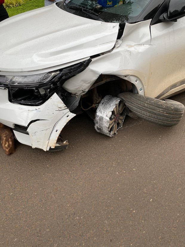 Nữ tài xế 26 tuổi say xỉn lái xe gây tai nạn rồi bỏ chạy 7km - 1