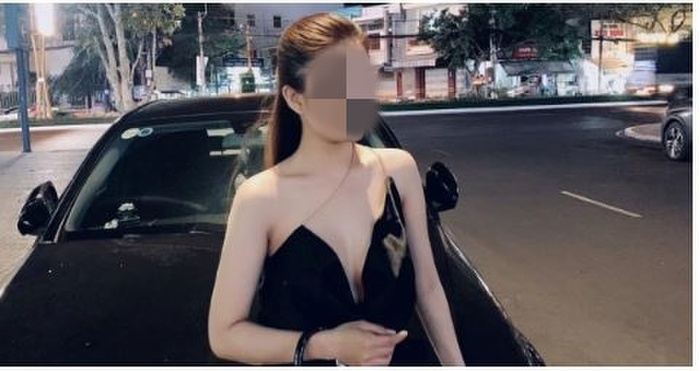 Dân mạng tìm ra 'info' cô gái quay clip 'sống ảo' khi máy bay đang di chuyển - 6