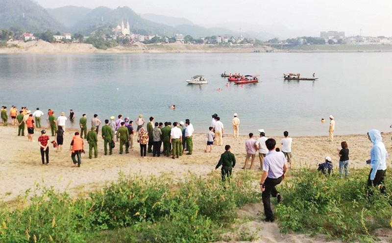 3 người đuối nước tử vong thương tâm khi tắm suối 3 người đuối nước tử vong thương tâm khi tắm suối