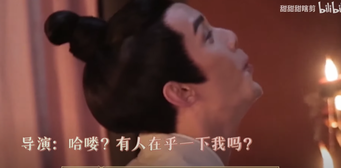 Cảnh hôn cực bá đạo của Triệu Lộ Tư và Ngô Lỗi trong Tinh Hán Xán Lạn - 1 Cảnh hôn cực bá đạo của Triệu Lộ Tư và Ngô Lỗi trong Tinh Hán Xán Lạn - 1