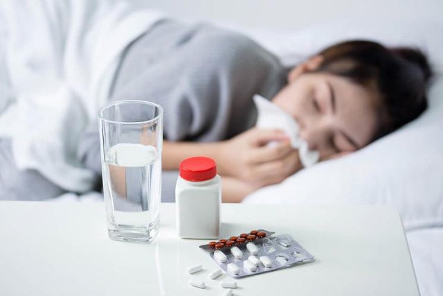 2 mẹ con nhập viện cấp cứu vì tự ý mua thuốc điều trị cúm A: Bác sĩ cảnh báo điều vô cùng nguy hiểm - 1 2 mẹ con nhập viện cấp cứu vì tự ý mua thuốc điều trị cúm A: Bác sĩ cảnh báo điều vô cùng nguy hiểm - 1