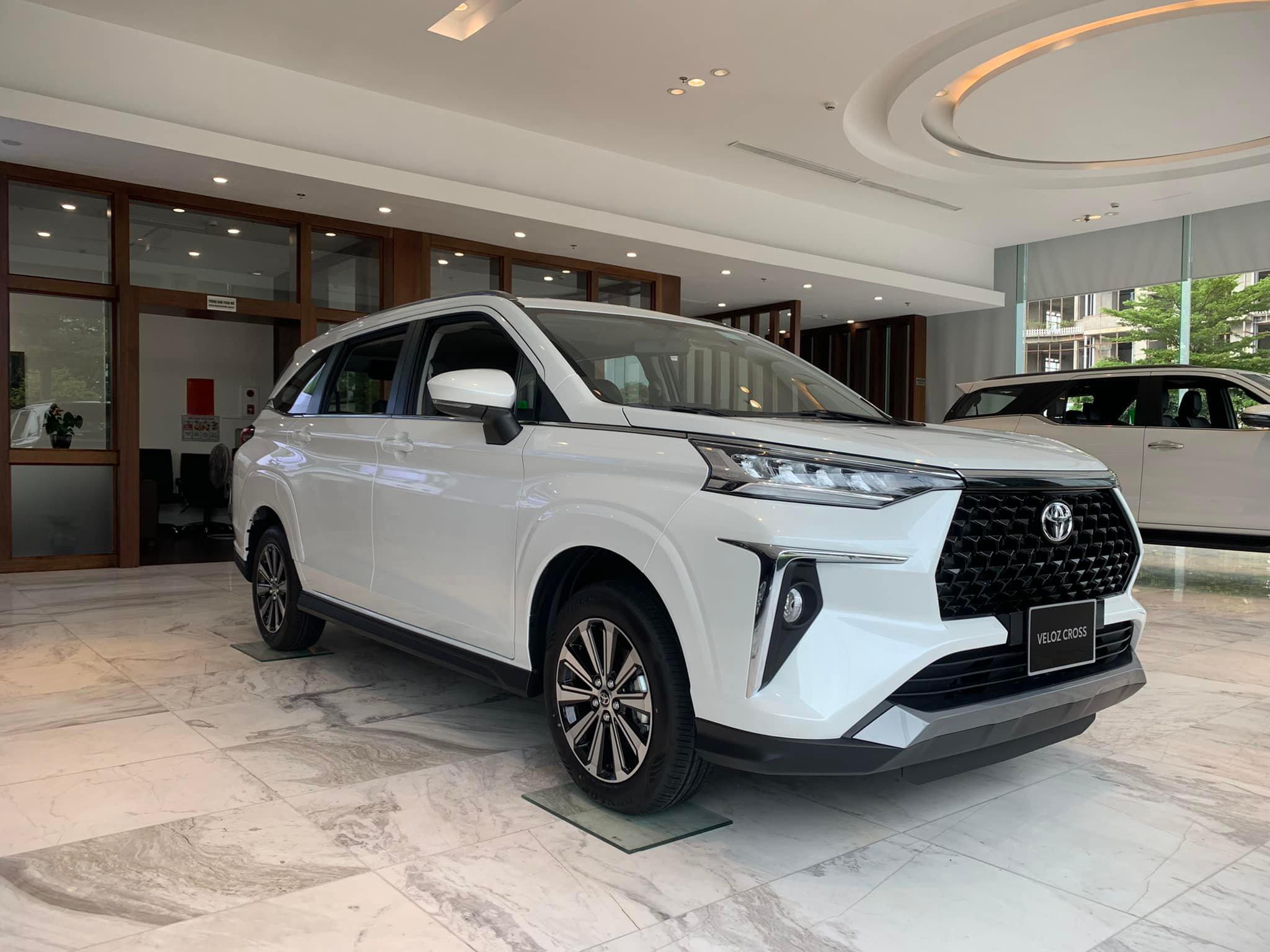 Ưu nhược điểm của Toyota Veloz 2022: Vỏ mỏng, giá cao Ưu nhược điểm của Toyota Veloz 2022: Vỏ mỏng, giá cao