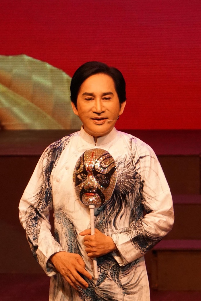 NSƯT Kim Tử Long lên tiếng bị trượt xét NSND: 'Tôi có lỗi gì mà trượt NSND?' - 2 NSƯT Kim Tử Long lên tiếng bị trượt xét NSND: 'Tôi có lỗi gì mà trượt NSND?' - 2